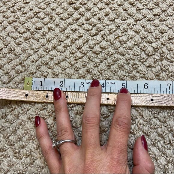 Lot of 6‎ Ladies Skinny Belts Various Styles Size Medium to Large - Picture 13 of 16